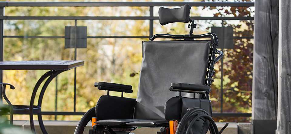 3 Questions You Need to Ask Before Choosing a Wheelchair for a Loved One